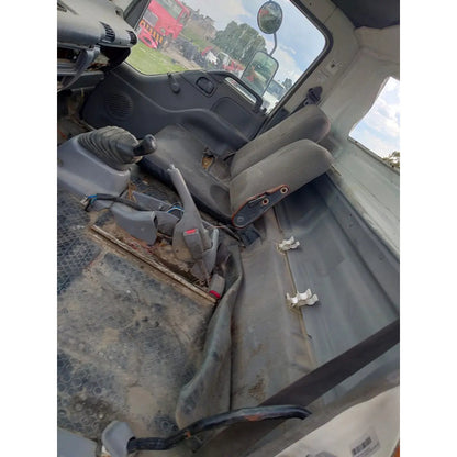Isuzu Elf 450 Año 2007 Cabina
