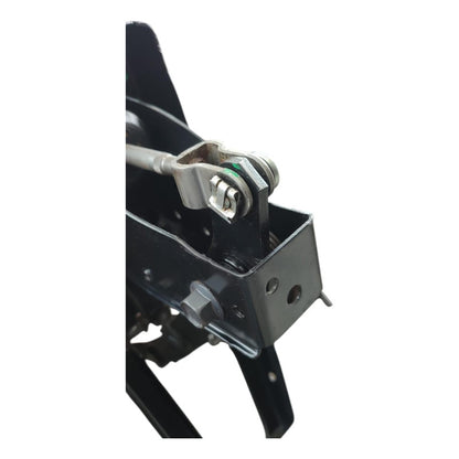 Soporte Pedal Clutch Bomba Booster Isuzu Elf 300 2018-2023 Negro