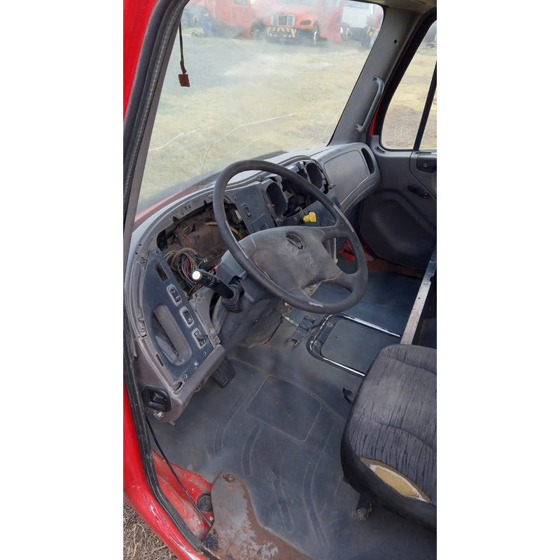 Cabina Freightliner M2 2009
