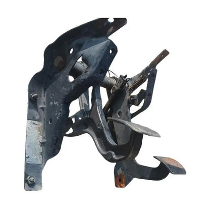 Pedal Clutch Freno Con Balancín Freightliner Fl70 Fl80 Fl50