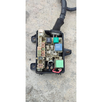 Arnés De Cabina A Motor Caja De Fusibles Camión Hino 300 716