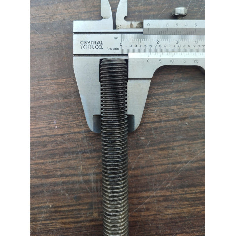Tornillo Cabeza De Motor Navistar Dt466e