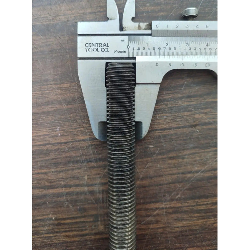 Tornillo Cabeza De Motor Navistar Dt466e