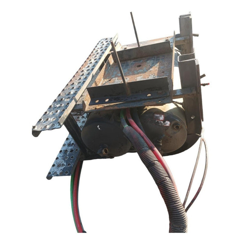 Tanque Aire Caja Baterias Escalón Freightliner Fl 70