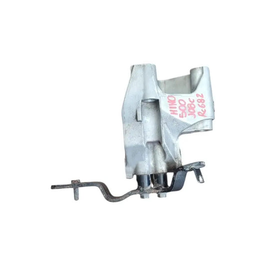 Base Soporte Tensor Banda Correa Hino 500 1524 Motor J08e Plateado