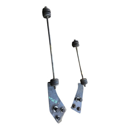 Soporte Base Tirante Radiador Freightliner M2 Par