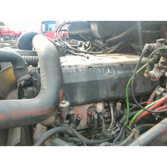 Motor Mercedes Benz Om 906  Arrancando