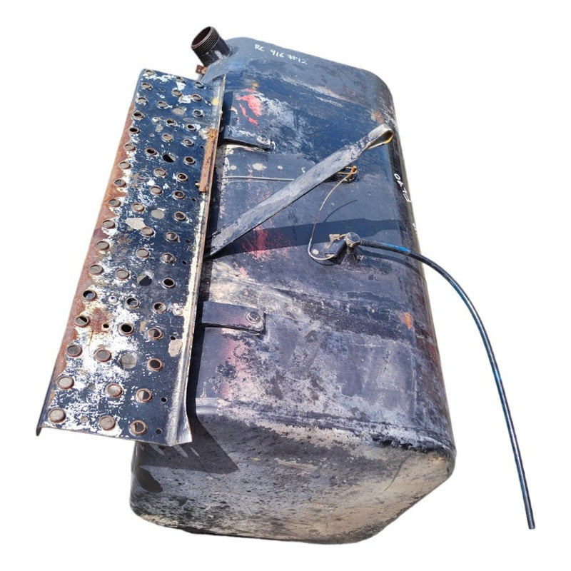 Tanque Diesel Fierro Freightliner Fl70 M2 Escalón