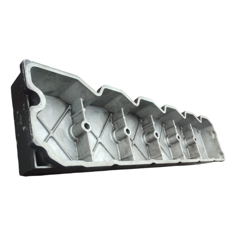 Tapa De Punterías Motor Cummins Isb 5.9l 24 Válvulas