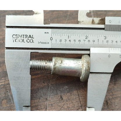 Tornillo Tapa Distribución Motor Isuzu 4jj1 Elf 300