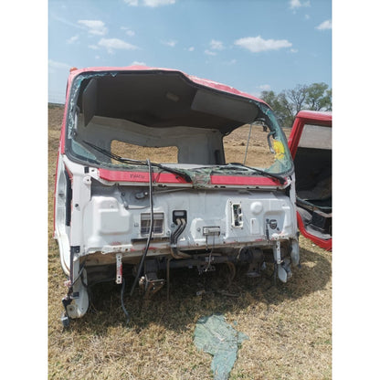 Cabina Isuzu Elf 300 400 450 500 Año 2010