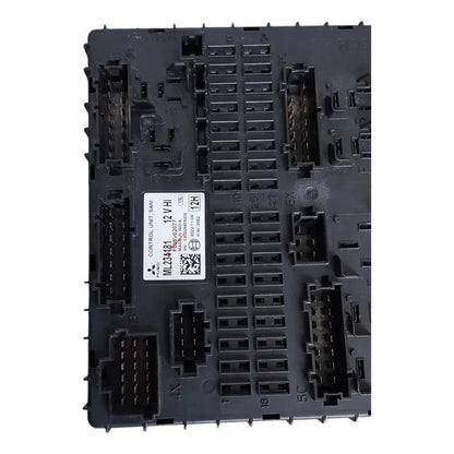 Caja Fusibles Freightliner Fl360 715 917 2021 Motor 4p10 Sam