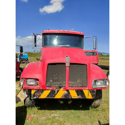 Cabina Kenworth T300 T370 Año 2001