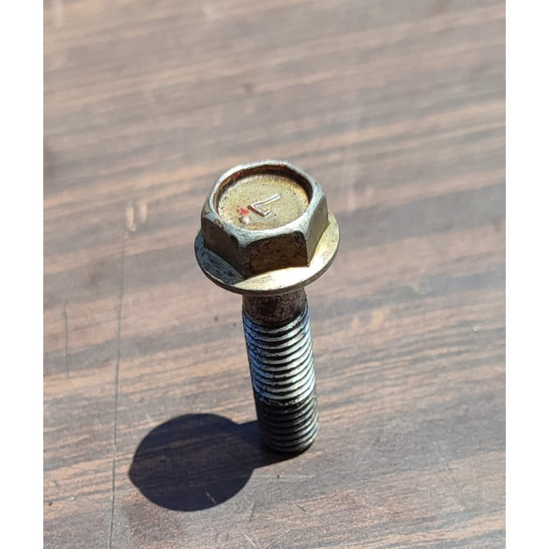 Tornillo Enfriador Aceite Motor Navistar Maxxforce 7.6l